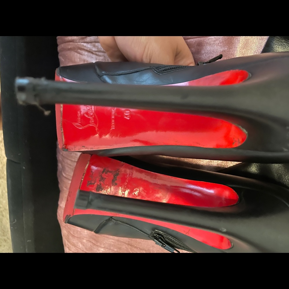 Christian Louboutin Black Bianca Botta 40 - Picture 6 of 16